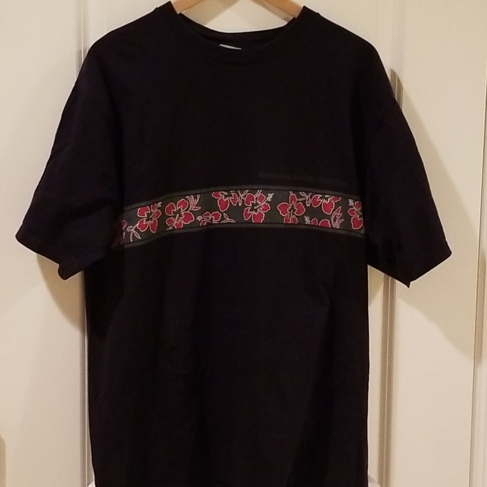 Hawaiian Island Creations tee